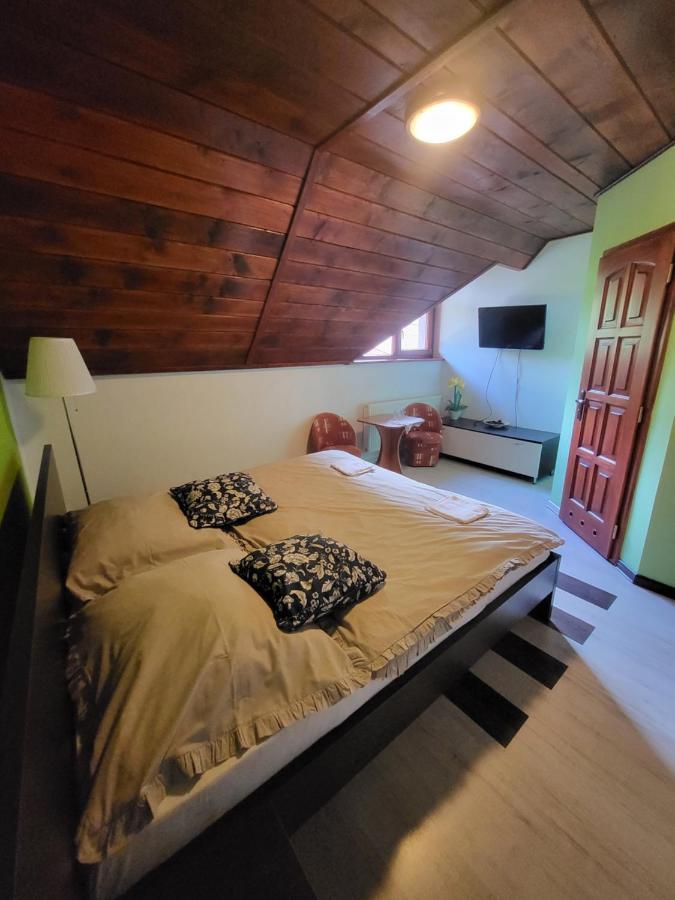 Penzión Jolla Červený Kláštor Exterior foto